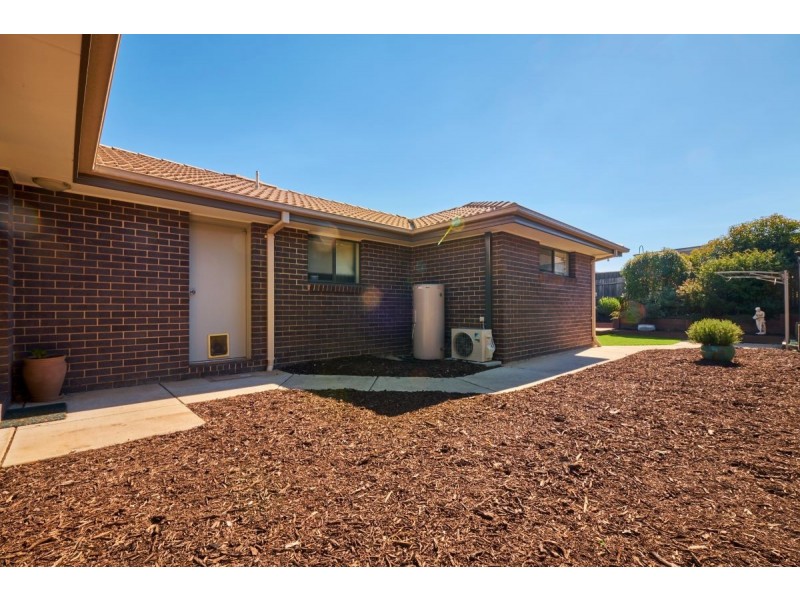 17 Constance Stone Street, Macgregor ACT 2615
