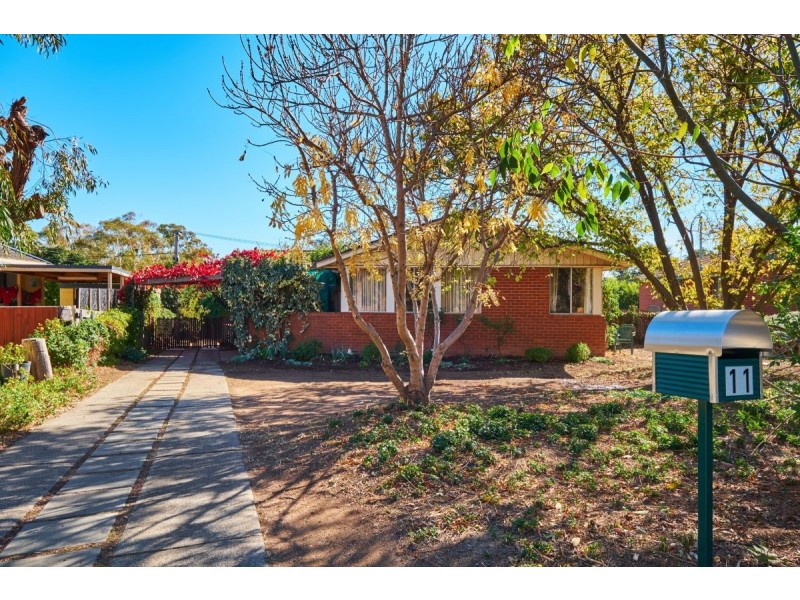 11 Millhouse Crescent, Higgins ACT 2615