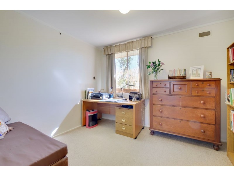 11 Millhouse Crescent, Higgins ACT 2615