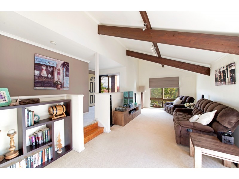 27 Guthridge Crescent, Wanniassa ACT 2903