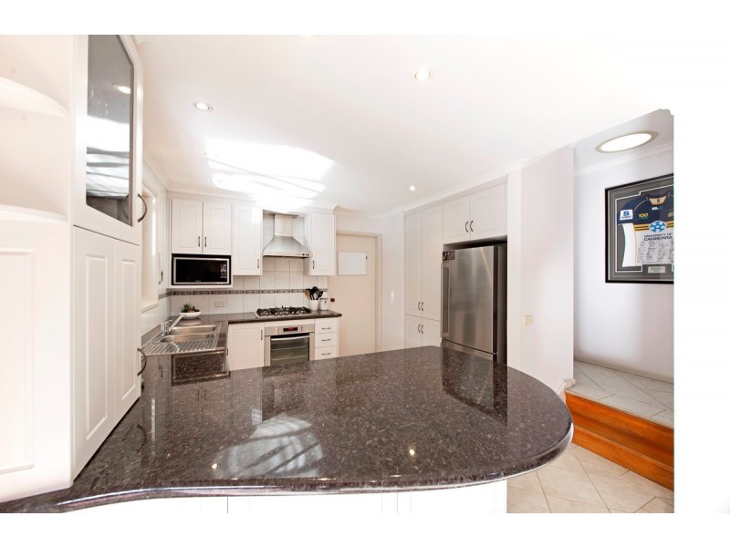 27 Guthridge Crescent, Wanniassa ACT 2903