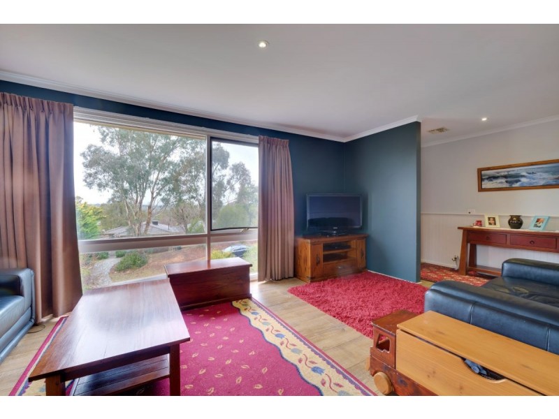 6 Bowden Crescent, Macgregor ACT 2615