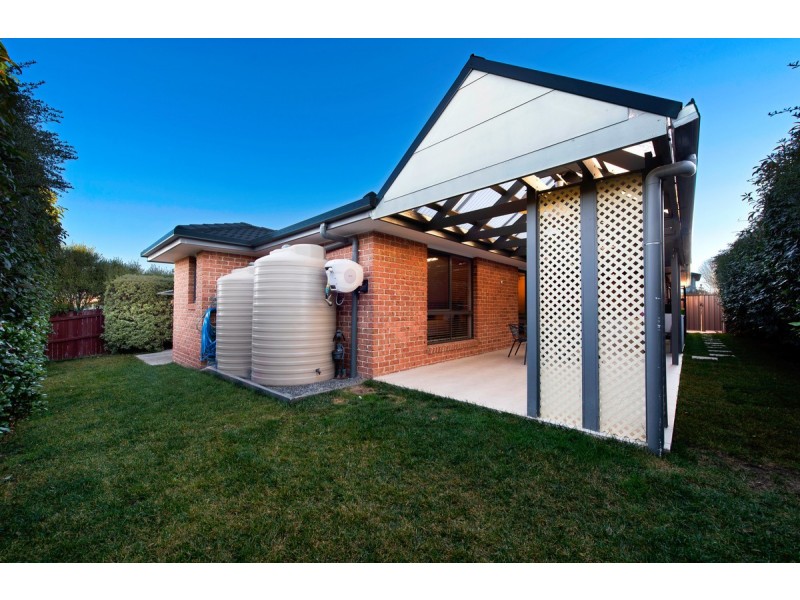 19 Siroset Close, Dunlop ACT 2615