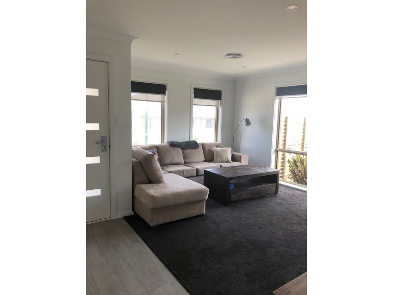 38 Wallabalooa Street, Ngunnawal ACT 2913