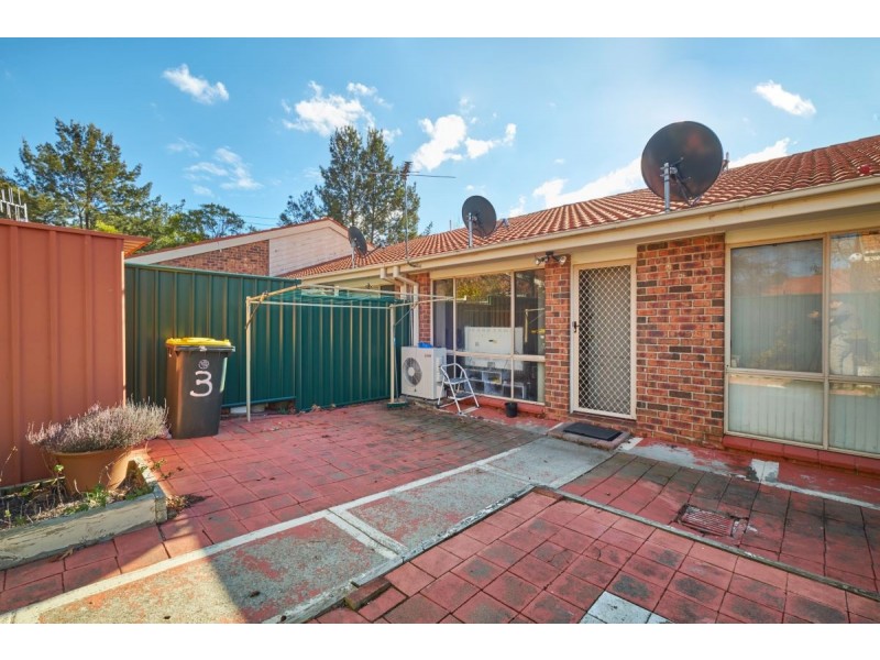3/12 Luke Street, Holt ACT 2615