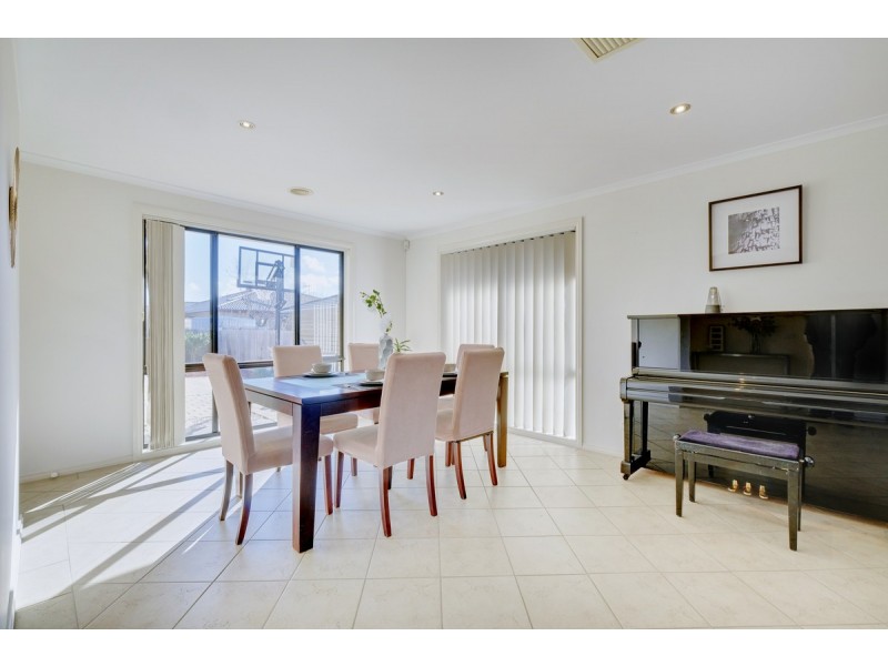 4 Ikara Close, Dunlop ACT 2615