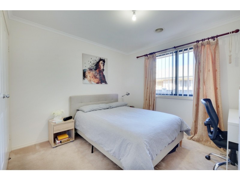 4 Ikara Close, Dunlop ACT 2615