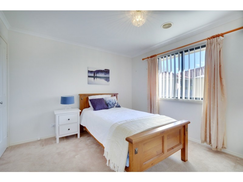 4 Ikara Close, Dunlop ACT 2615