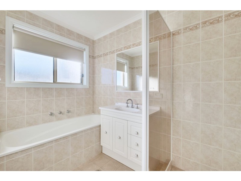 1 Lyrebird Place, Nicholls ACT 2913