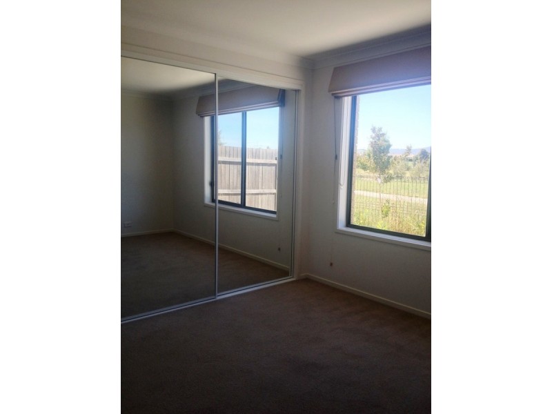 29 Littlejohn Lane, Franklin ACT 2913