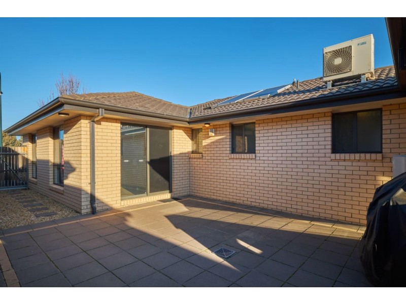 234 Macfarlane Burnet Avenue, Macgregor ACT 2615