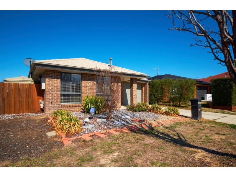 3 John James Loop, Macgregor ACT 2615