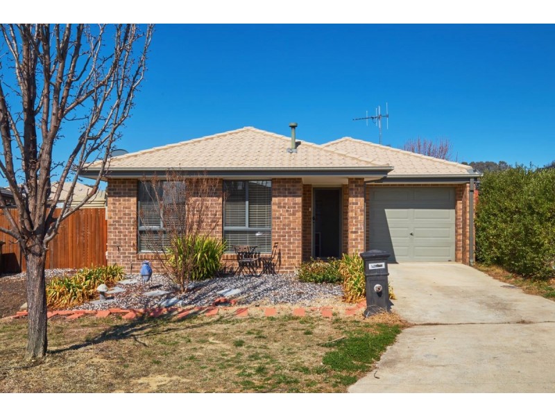 3 John James Loop, Macgregor ACT 2615