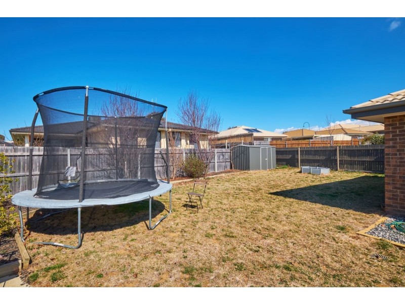 3 John James Loop, Macgregor ACT 2615