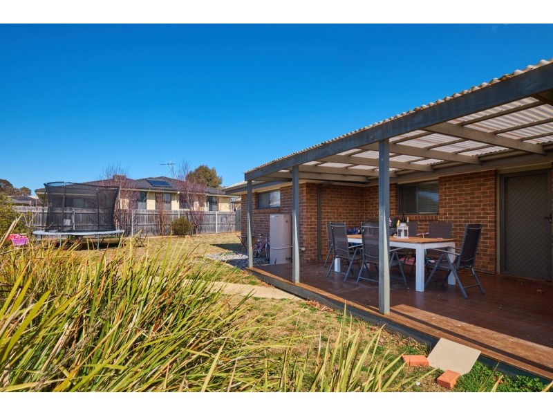 3 John James Loop, Macgregor ACT 2615