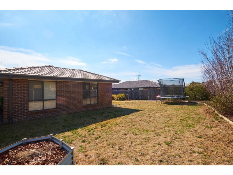 3 John James Loop, Macgregor ACT 2615