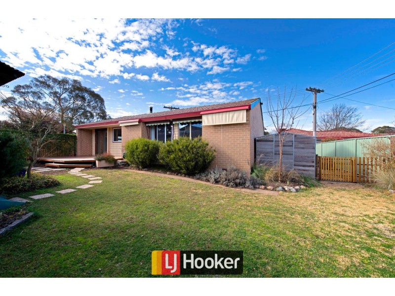 8 Gething Place, Macgregor ACT 2615