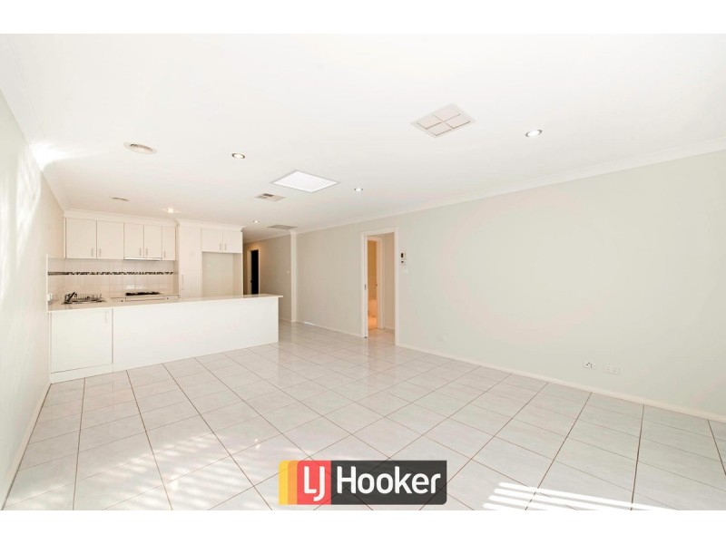 25 David Miller Street, Casey ACT 2913