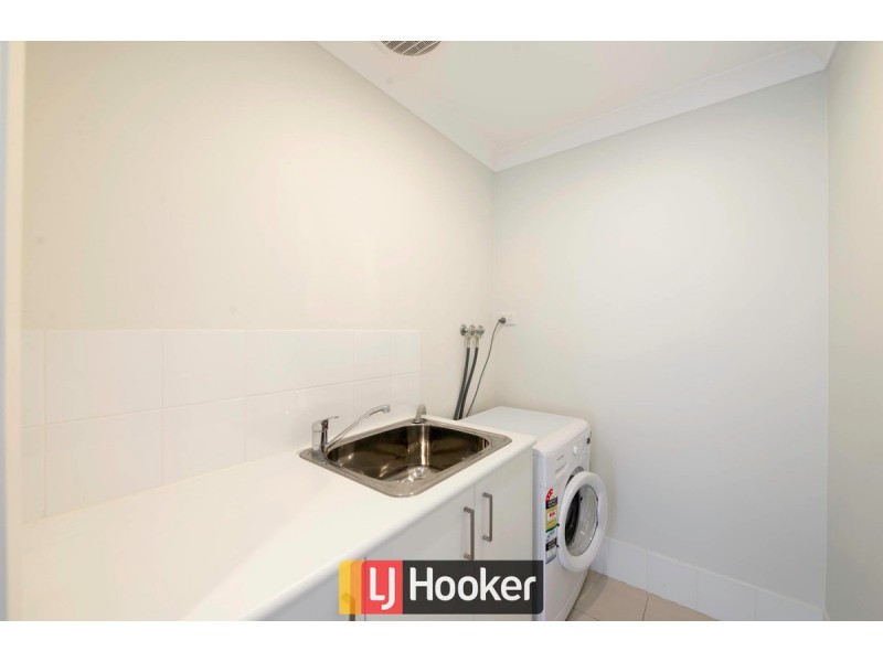 25 David Miller Street, Casey ACT 2913