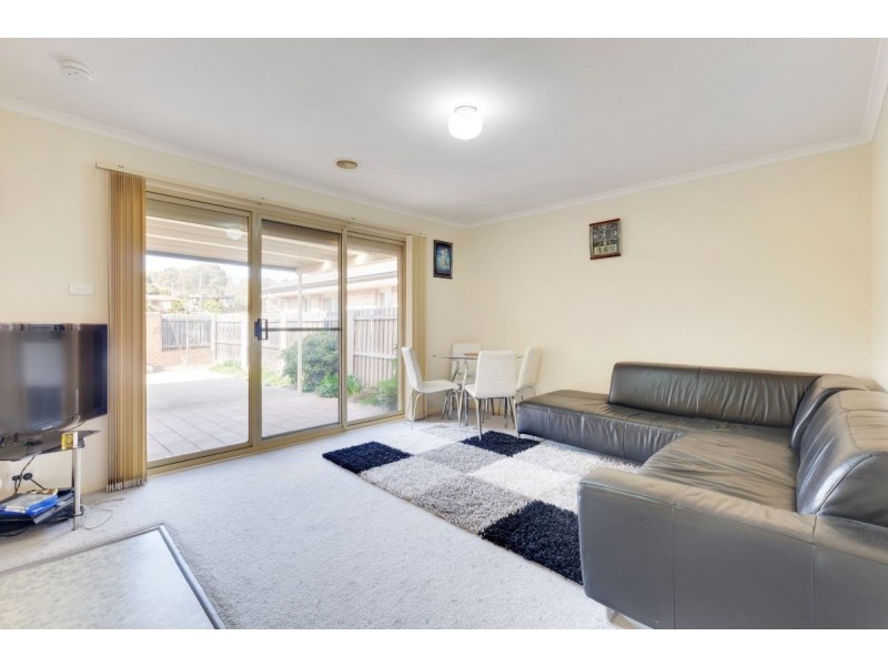 2/26 Jonsson Court, Dunlop ACT 2615