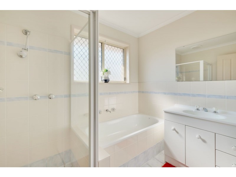 2/26 Jonsson Court, Dunlop ACT 2615