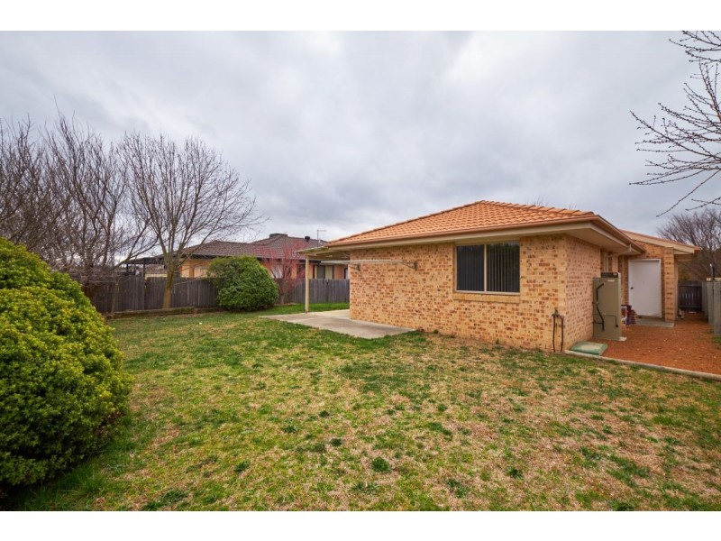 22 Polwarth Circuit, Dunlop ACT 2615