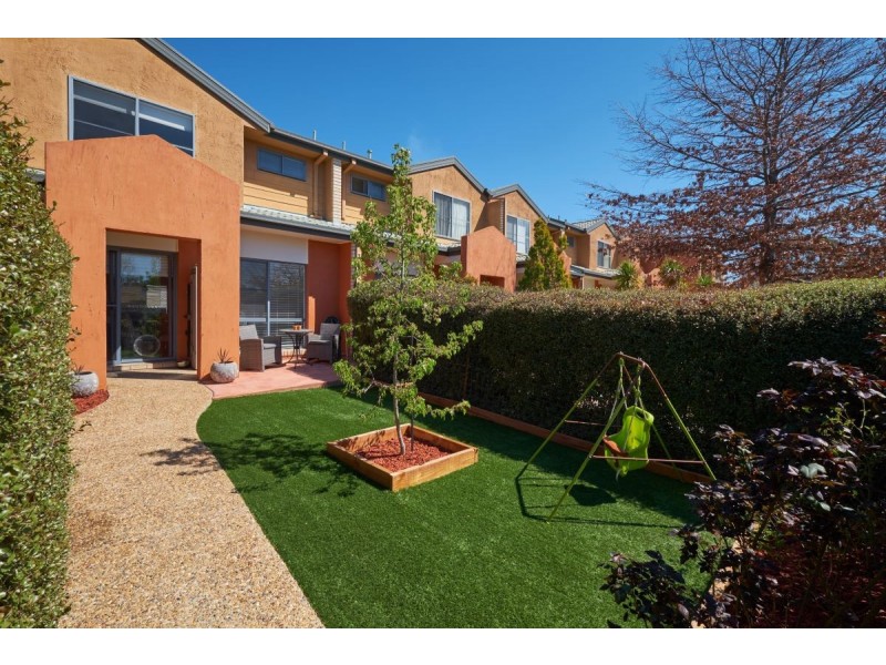 11/15 Wanliss Street, Latham ACT 2615