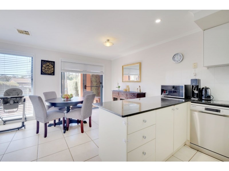 11/15 Wanliss Street, Latham ACT 2615