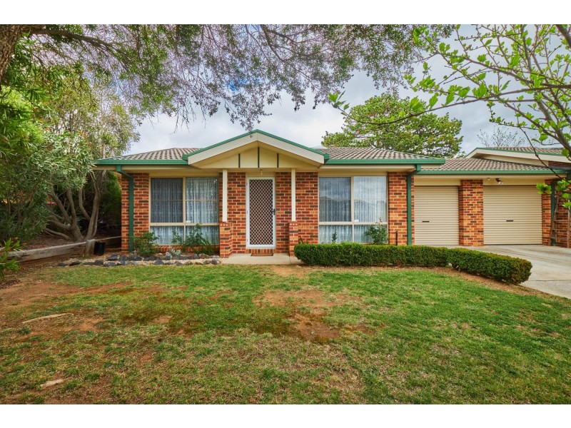 5 Bushby Place, Holt ACT 2615