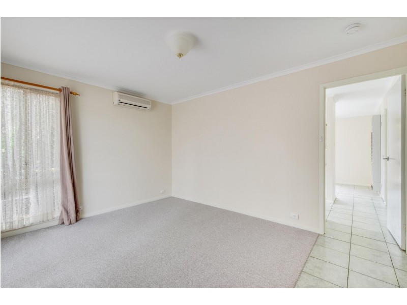 5 Bushby Place, Holt ACT 2615