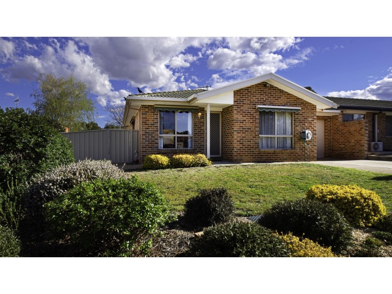 10 Kilburn Close, Dunlop ACT 2615
