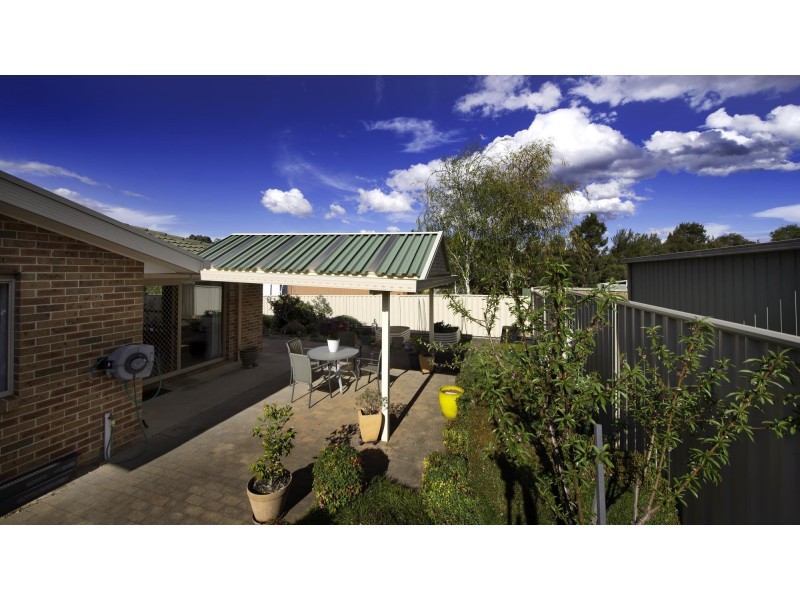 10 Kilburn Close, Dunlop ACT 2615