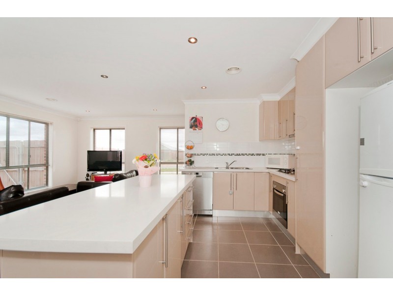 55 Macfarlane Burnet Avenue, Macgregor ACT 2615