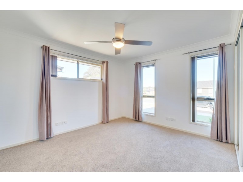 226 Macfarlane Burnet Avenue, Macgregor ACT 2615