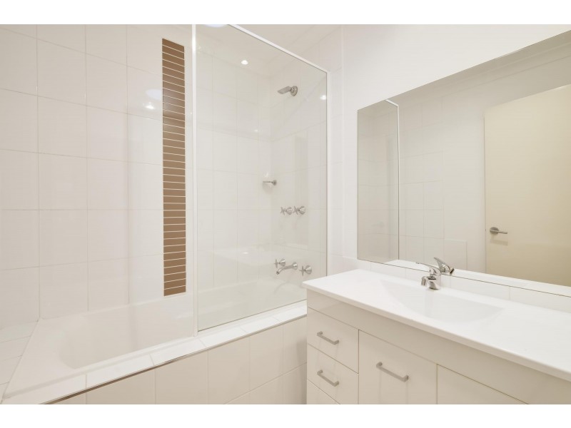 226 Macfarlane Burnet Avenue, Macgregor ACT 2615