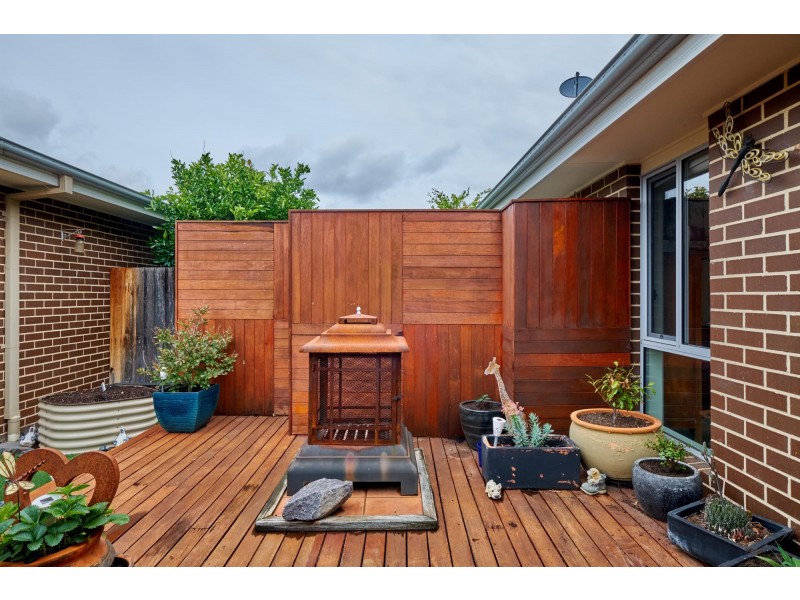 9/21 Gordon Withnall Crescent, Dunlop ACT 2615