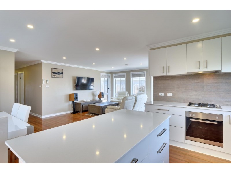 15 Stang Place, Macgregor ACT 2615