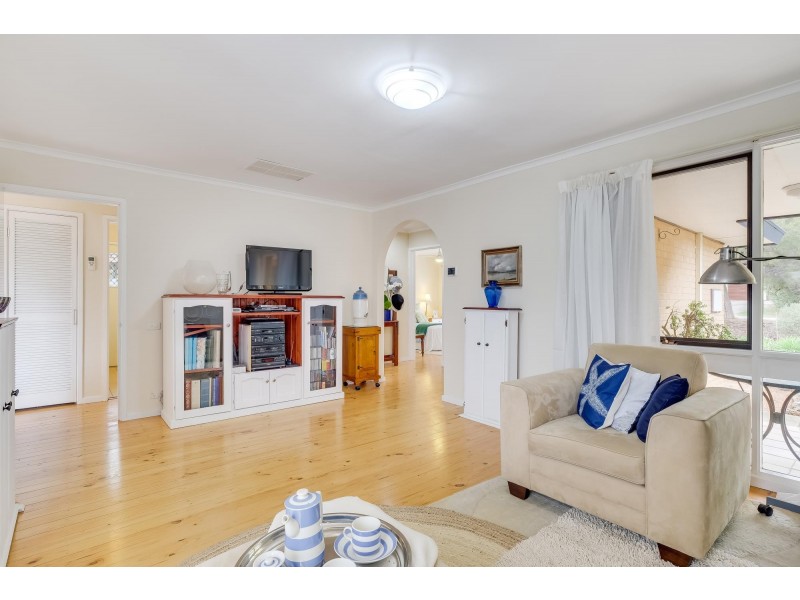 4 Beach Place, Holt ACT 2615