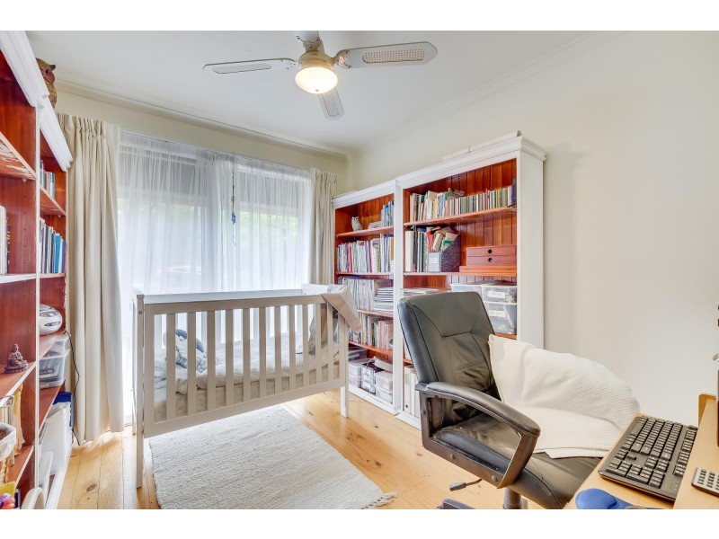 4 Beach Place, Holt ACT 2615