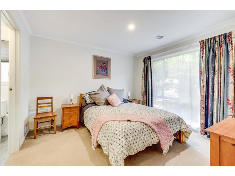 17 Roderick Street, Amaroo ACT 2914