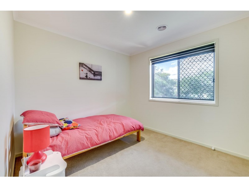 17 Roderick Street, Amaroo ACT 2914