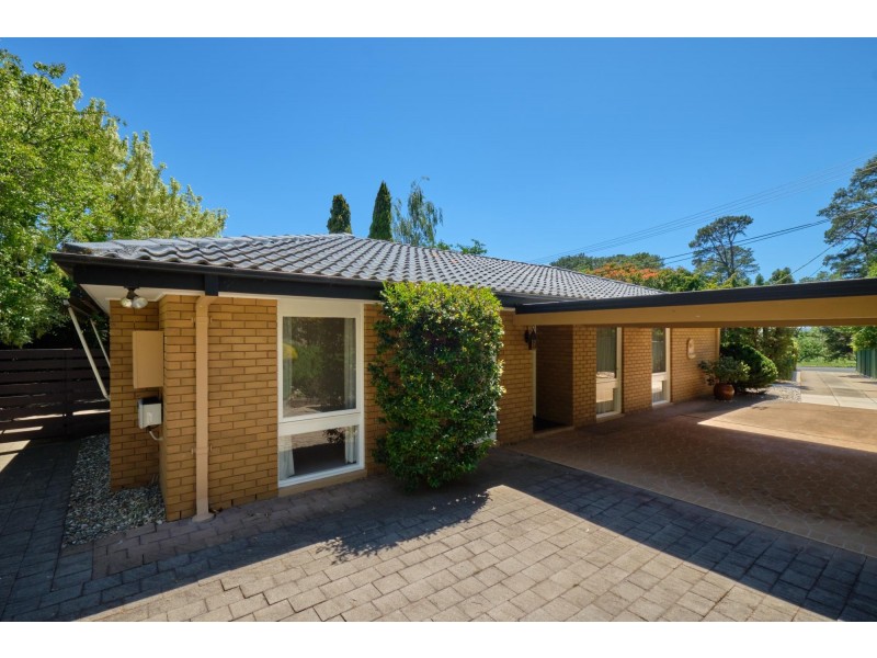 12 Real Place, Latham ACT 2615