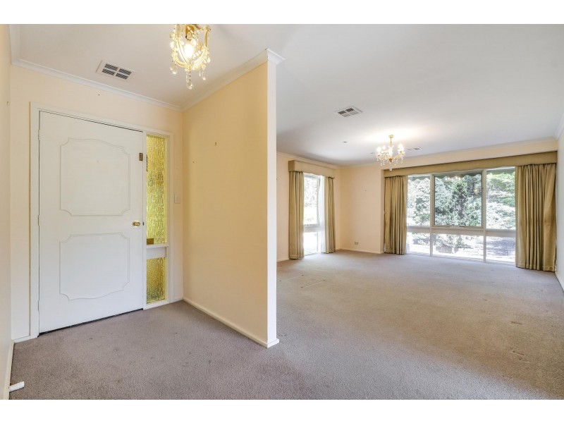 12 Real Place, Latham ACT 2615