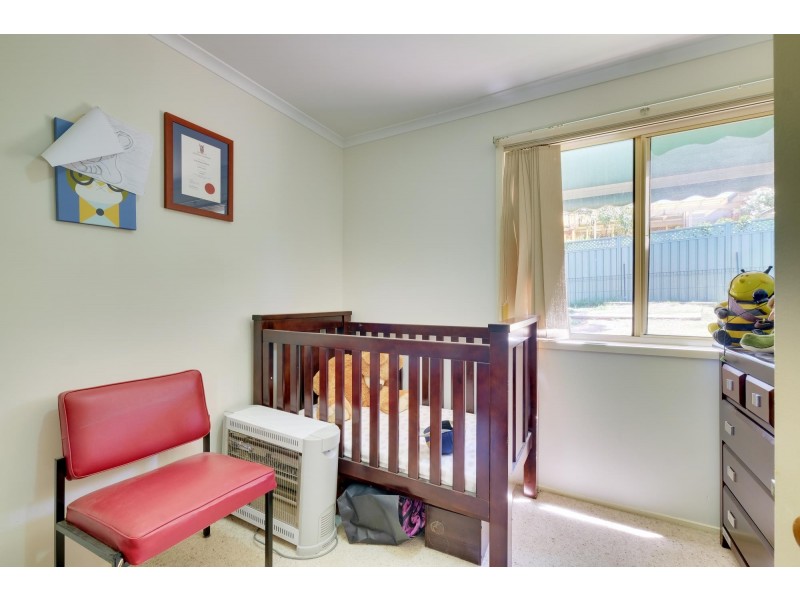 10 Leonard Close, Dunlop ACT 2615