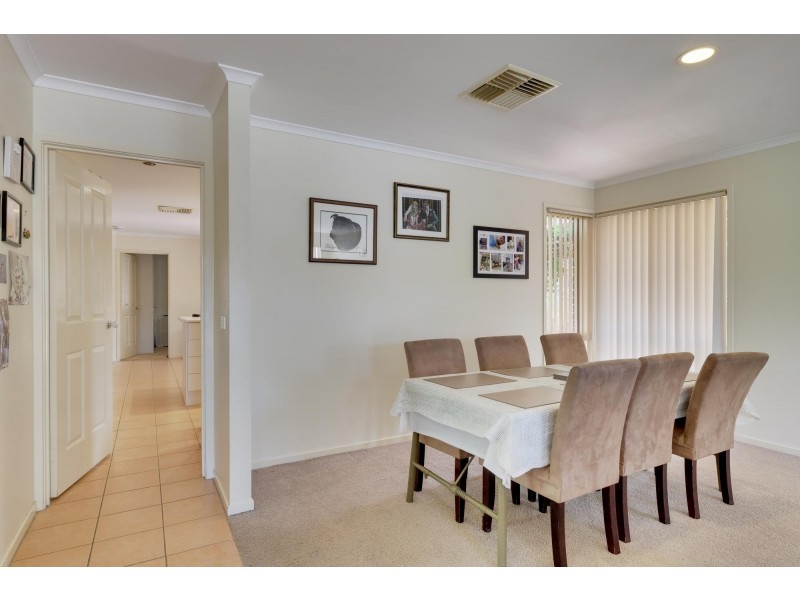 13 Goodhart Crescent, Dunlop ACT 2615