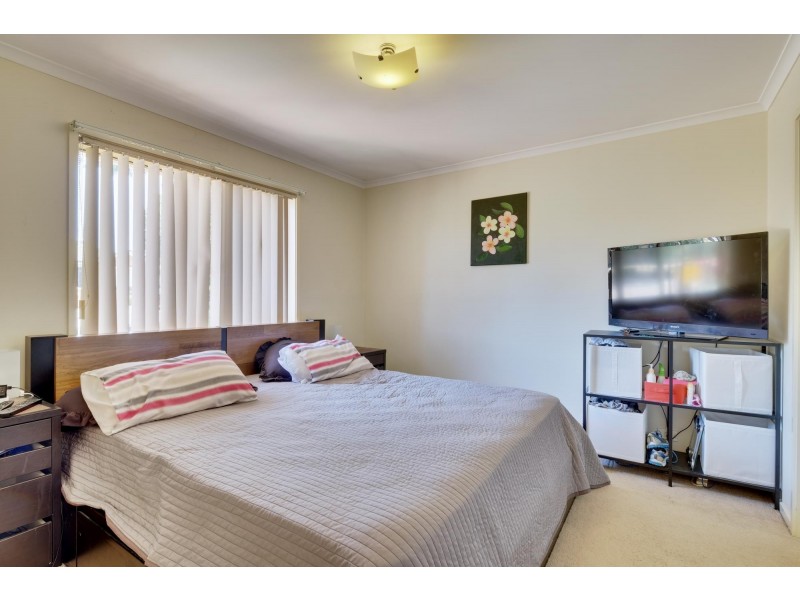 13 Goodhart Crescent, Dunlop ACT 2615