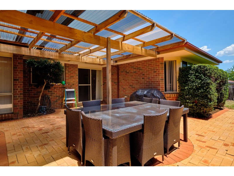 13 Goodhart Crescent, Dunlop ACT 2615