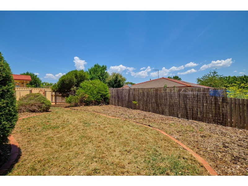 13 Goodhart Crescent, Dunlop ACT 2615