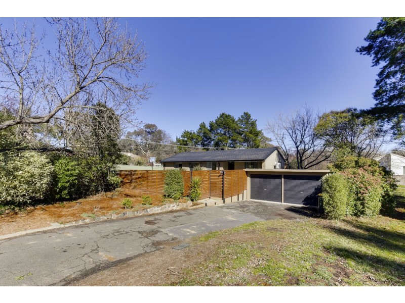9 Mathison Place, Macgregor ACT 2615