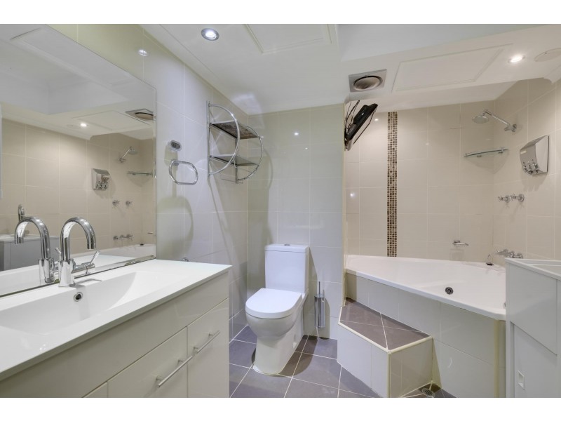 18/30 Chinner Crescent, Melba ACT 2615